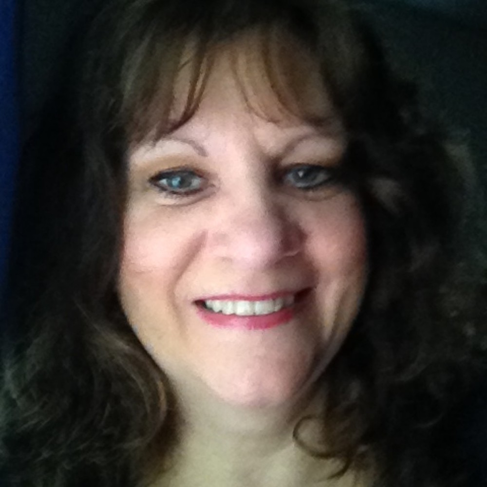 Meet your Posher, Evelyn